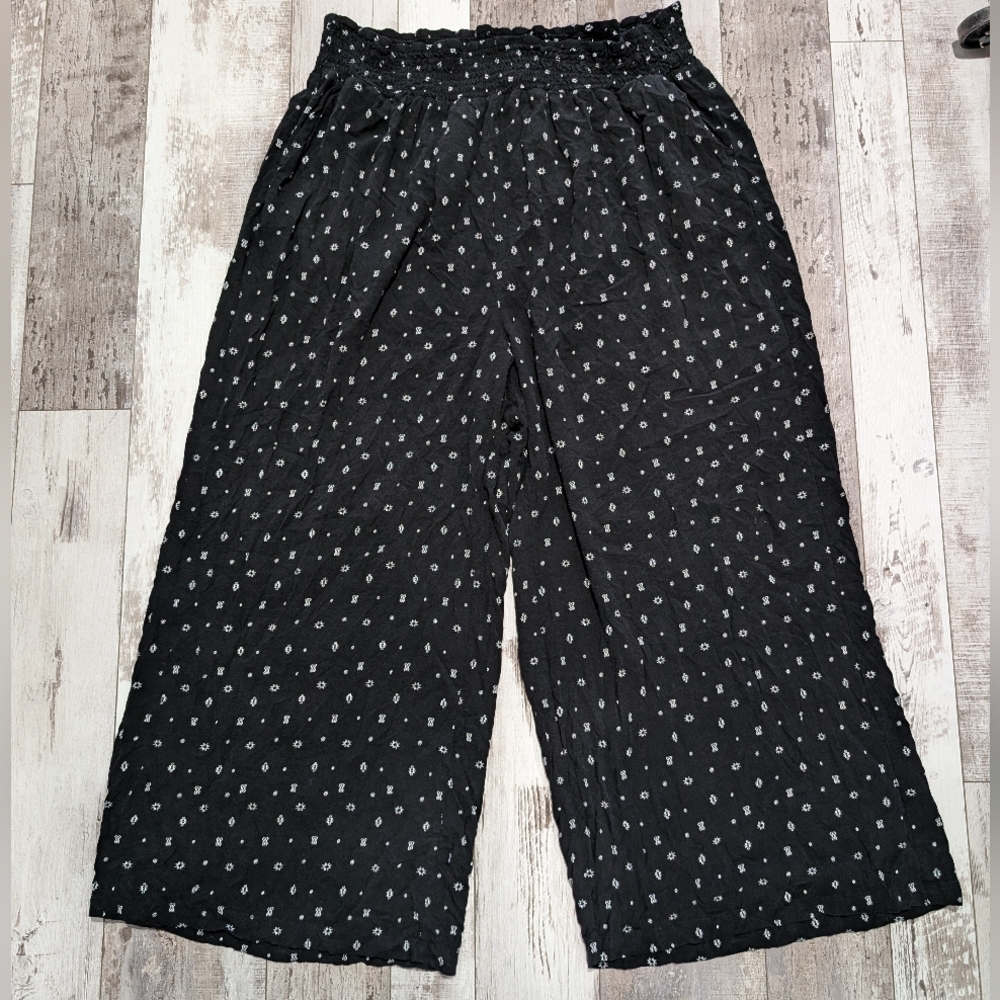 Torrid | Pull-On Wide Leg Challis Smocked Waist High-Rise‎ Pants size 6xlT